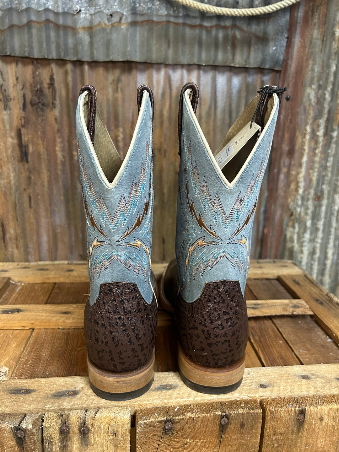 Ariat Arena Rebound Western Boot – Gilleys Western*Work*Outdoor display picture 1