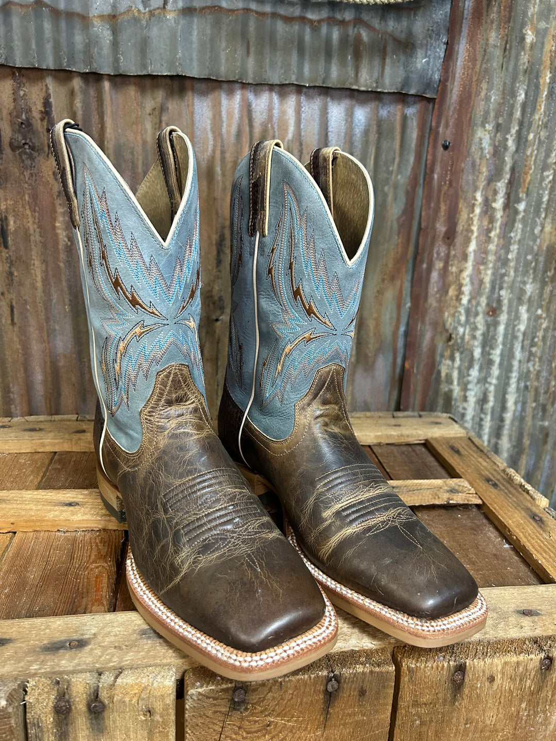 Ariat Arena Rebound Western Boot – Gilleys Western*Work*Outdoor display picture 3